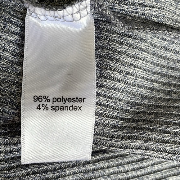 Maurice’s Maple Mock Neck Top - Picture 7 of 7